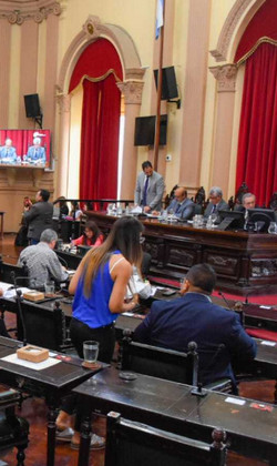 12 01 senado