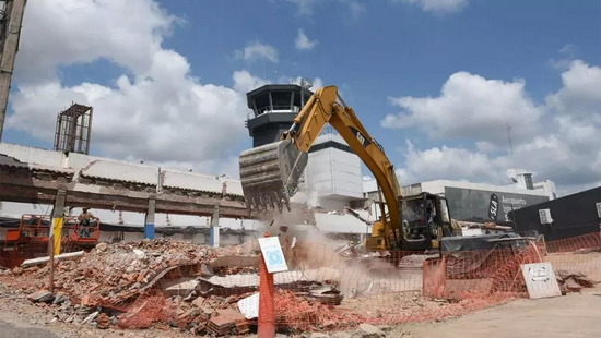 12 27 aeropuerto