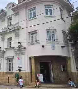 08 01 biblioteca