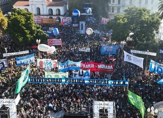 05 12 marchacaba