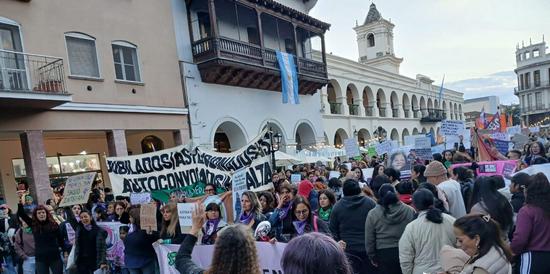 06 03 marchasalta