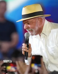 08 03 lula