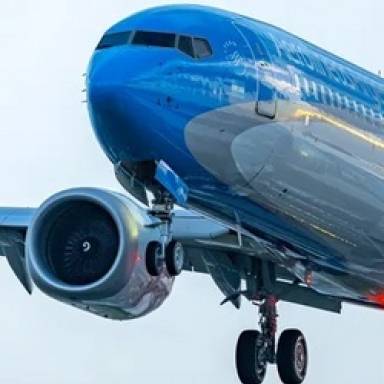 El gobierno avanza con la desregulación de Aerolíneas