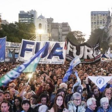 Las universidades ganan las calles