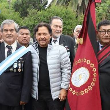 Sáenz inauguró una plaza en homenaje a excombatientes de Malvinas