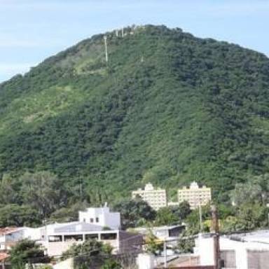 Los cerros de la ciudad de Salta