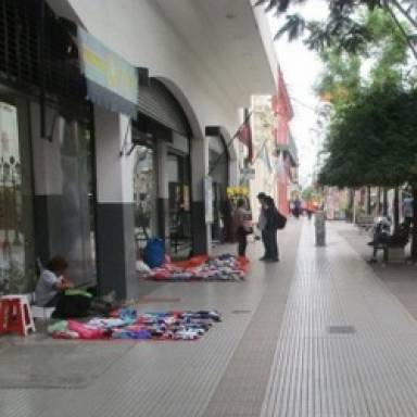 El estancamiento de actividad comercial y la competencia desleal del contrabando