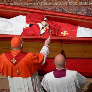 El mundo despide a Francisco en un multitudinario funeral de Estado