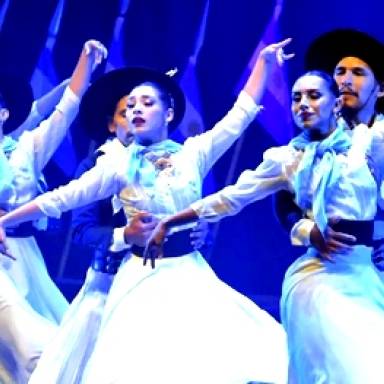 Salta celebró la Revolución de Mayo en el Teatro Provincial