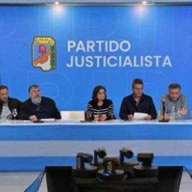El Consejo Nacional del PJ juntó a  Massa, Grabois, Máximo y Moreno