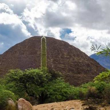 El Algarrobal, el lugar donde la montaña y el agua se dan la mano