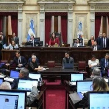 El Senado aprobó aumento a los jubilados y moratoria previsional