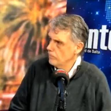 Kosiner: Argentina camina al filo de la cornisa institucional