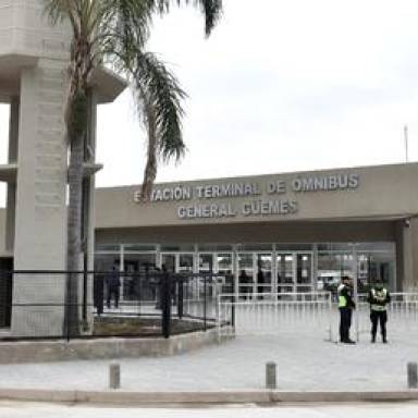 Se inauguró la nueva terminal de Güemes