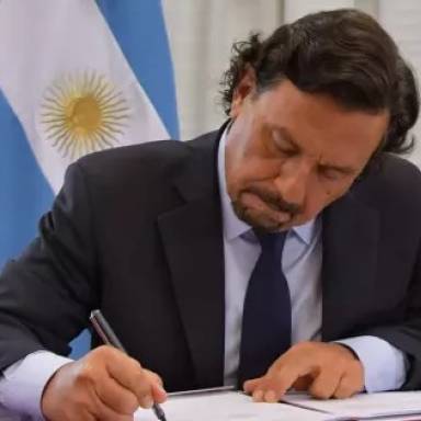 Salta presentó un Amparo  para restablecer pensiones