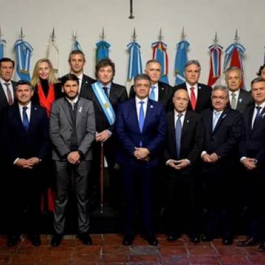 Los gobernadores desmienten diálogo con el presidente Milei