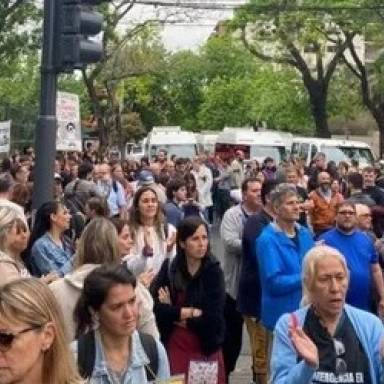 Tomaron ANDIS en reclamo al recorte del Gobierno nacional