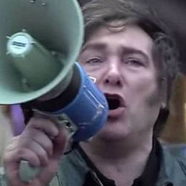 No se olvide presidente, su bandera es la Argentina