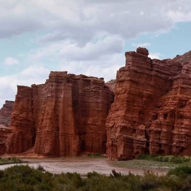 Los Castillos: una majestuosa obra de la naturaleza en Cafayate