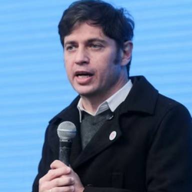 Kicillof pide que Caputo y Santilli avalen el endeudamiento bonaerense