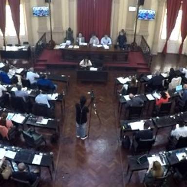 Media sanción para el Presupuesto 2026