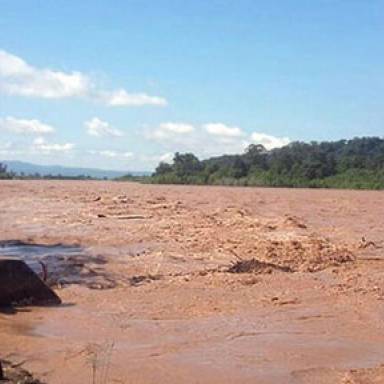Veintiún municipios asistidos por crecida del río Bermejo
