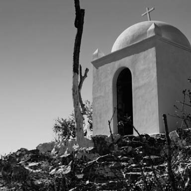 Gruta de San José, esplendor perdido en la penumbra del olvido