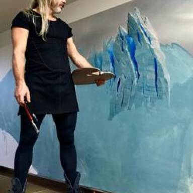 El arte como testigo de los glaciares: la obra impactante de Helmut Ditsch