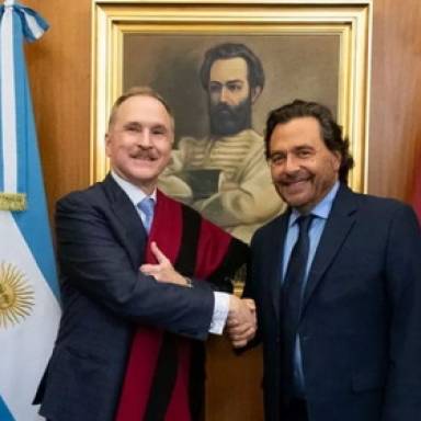 El gobernador Sáenz recibió al embajador de EE.UU.