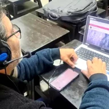 Jóvenes y adultos pueden finalizar sus estudios secundarios
