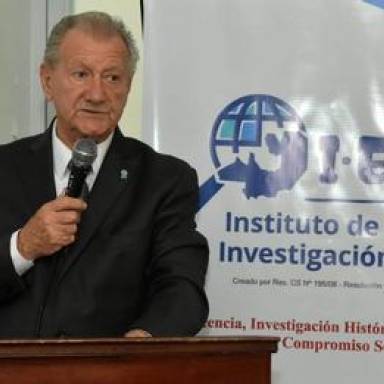 La historia debe servir para entender el presente y proyectar el futuro