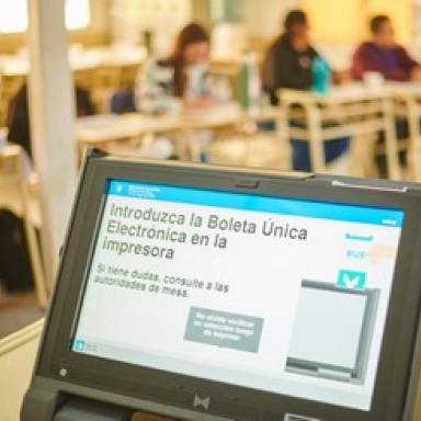 Analizan fechas para las elecciones de 2027