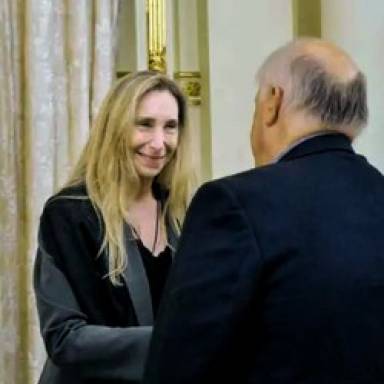 El Gobierno gira la atención a la visita de León XIV