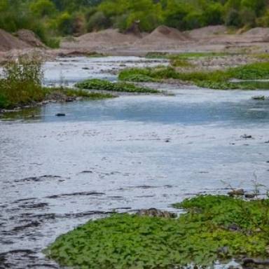 La Corte marcó el incumplimiento por el saneamiento del río Arenales